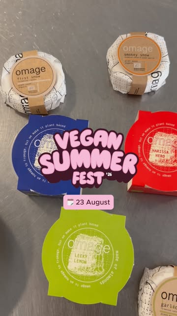 Een zachte, romige gerijpte kaas die smelt op je tong... 🧀✨ Neen, dit is geen droom!

De plantaardige kaasjes van Omage zijn volledig vrij van dierlijke melk én je kan ze allemaal kopen (en proeven!) op Vegan Summer Fest.

🗓️ 23 augustus 2026 | Flanders Expo Gent
🎟️ Tickets via www.vegansummerfest.be

#vegan #bevegan #vegansummerfest #vsf26 #vegankaas @omagetofromage

—

🧀✨ Un fromage affiné, doux et crémeux, qui fond sur la langue... Non, ce n’est pas un rêve !

Les fromages végétaux d’Omage sont entièrement sans lait d’origine animale et tu pourras tous les acheter (et les déguster !) au Vegan Summer Fest.

🗓️ 23 août 2026 | Flanders Expo Gand
🎟️ Billets via www.vegansummerfest.be