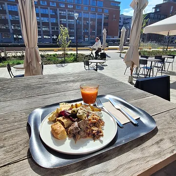 Noordoever is open Paasmaandag 6 april.

9u-18 u ☆

#buffet #plantaardig #biologisch #vaartkom
#leuven