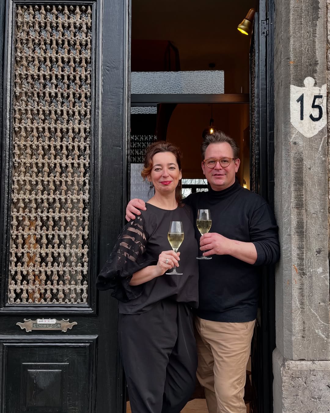 A r d e l l e | c’est nous

bienvenue • welkom
www.ardellerestaurant.com

#ardellerestaurant #tablevivante #rochefortbelgium