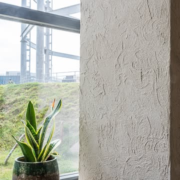 Op zoek naar een warme, natuurlijke uitstraling met karakter?
@petrichor.gent ging aan de slag met onze leemfinish en binnenmuurverf — en het resultaat spreekt voor zich.
Duurzaam, ademend en esthetisch sterk!
Ontdek zelf wat onze producten met jouw ruimte kunnen doen.
📷 @_marble_moon
#tintelijn #leem #ecologischbouwen #restaurantgent