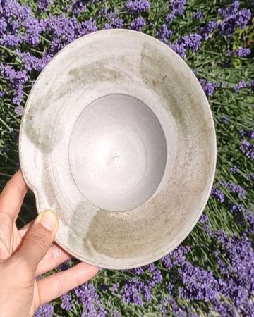 This was supposed to be a reel but my phone wouldn't let me 🙈.
.
Here are some of the many steps leading to a new design, from prototyping in April, making in May - with help from @laurage.___ who prepared the clay & firing in June (interrupted for a ceramics fair, courses & the wood kiln project).
These bowls are now off to their new adventures @neon.restaurant & yes, they are dishwasher safe !
.
Something I love about delivering ceramics in person: seeing the kitchen, taking the staff entrance, watching clients enjoy this moment surrounded by beauty & eating on my plates.
Feeling part of the story, for a tiny bit.
Thanks again Nils, Annelies & the whole team.
.
Any tips regarding phone memory cleaning is welcome & we might see reels again here. The algorithm would be happy.
.
Enjoy your weekend!