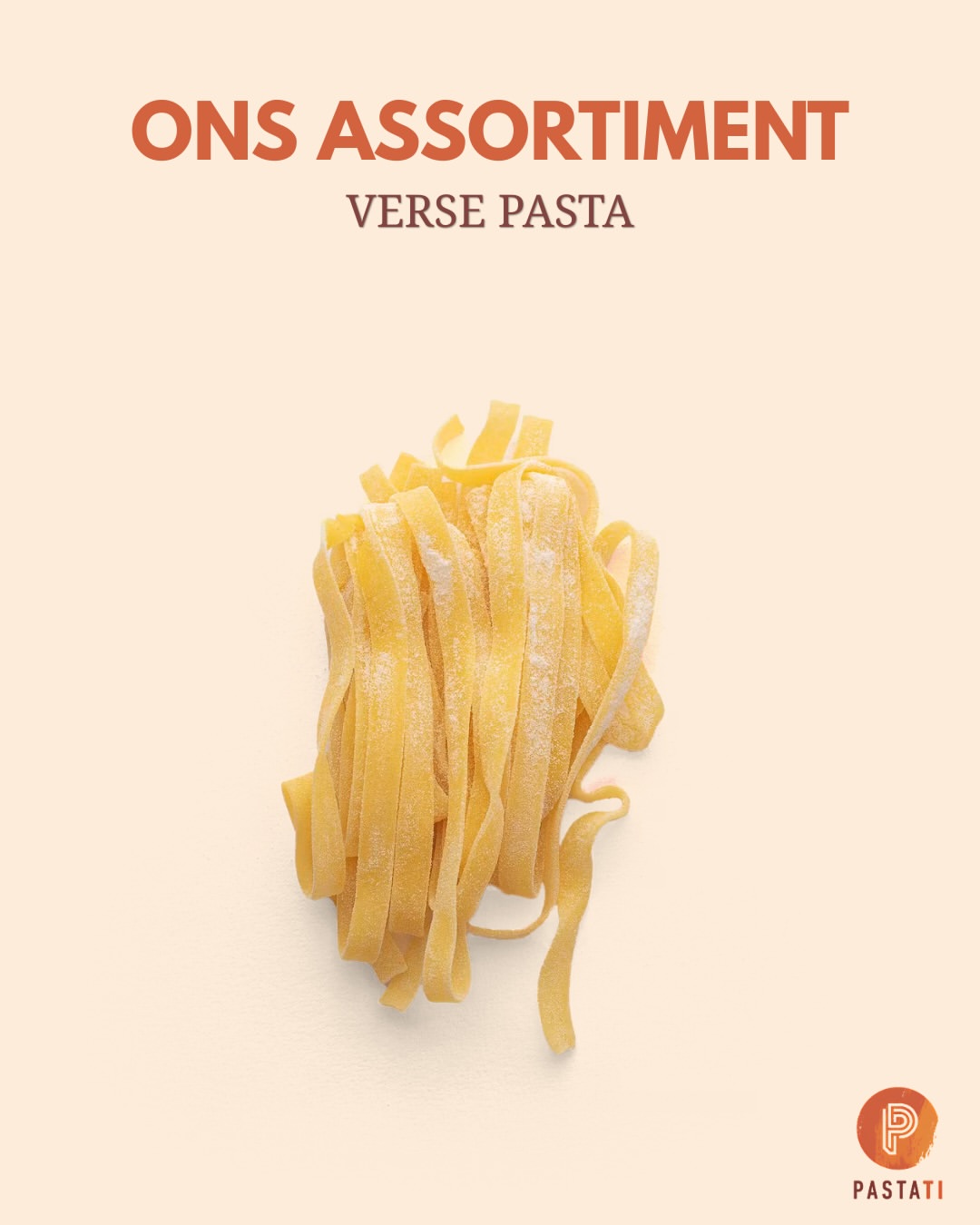 🍝Verse pasta, da’s pas genieten!

Onze verse pasta wordt gemaakt met bronzen moules, waardoor de pasta een licht gekarteld oppervlak krijgt en de saus extra goed wordt opgenomen.

Van klassieke tarwepasta tot groene, rode, spirulina- glutenvrije en Oostvlaamse SPELTpasta: voor elke pasta liefhebber wat wils!🧡

Vers, lokaal en boordevol smaak.