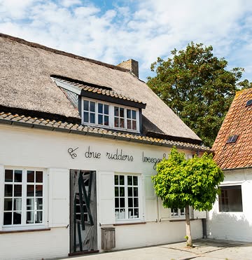 𝑫𝒆 𝒁𝒖𝒏𝒏𝒆 𝒊𝒔 𝒅𝒐𝒂! 😎

Omdat we juli een leuke maand vinden, hebben we de online reservaties voor de maand juli open gezet! 🎉

Droom je al over augustus? 🤔Stuur gerust een mail.

Zonnige (en zweterige) groetjes! ✌🏼🫠