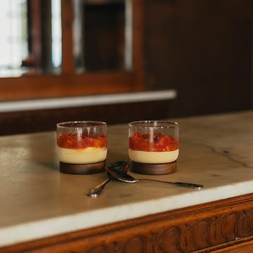 Vers gedraaid roomijs van Beauvoordse Brokkelkaas van @debeauvoordsewalhoeve 🧀en sappige tomaten van @lincelam 🍅

#hapjes #localfood