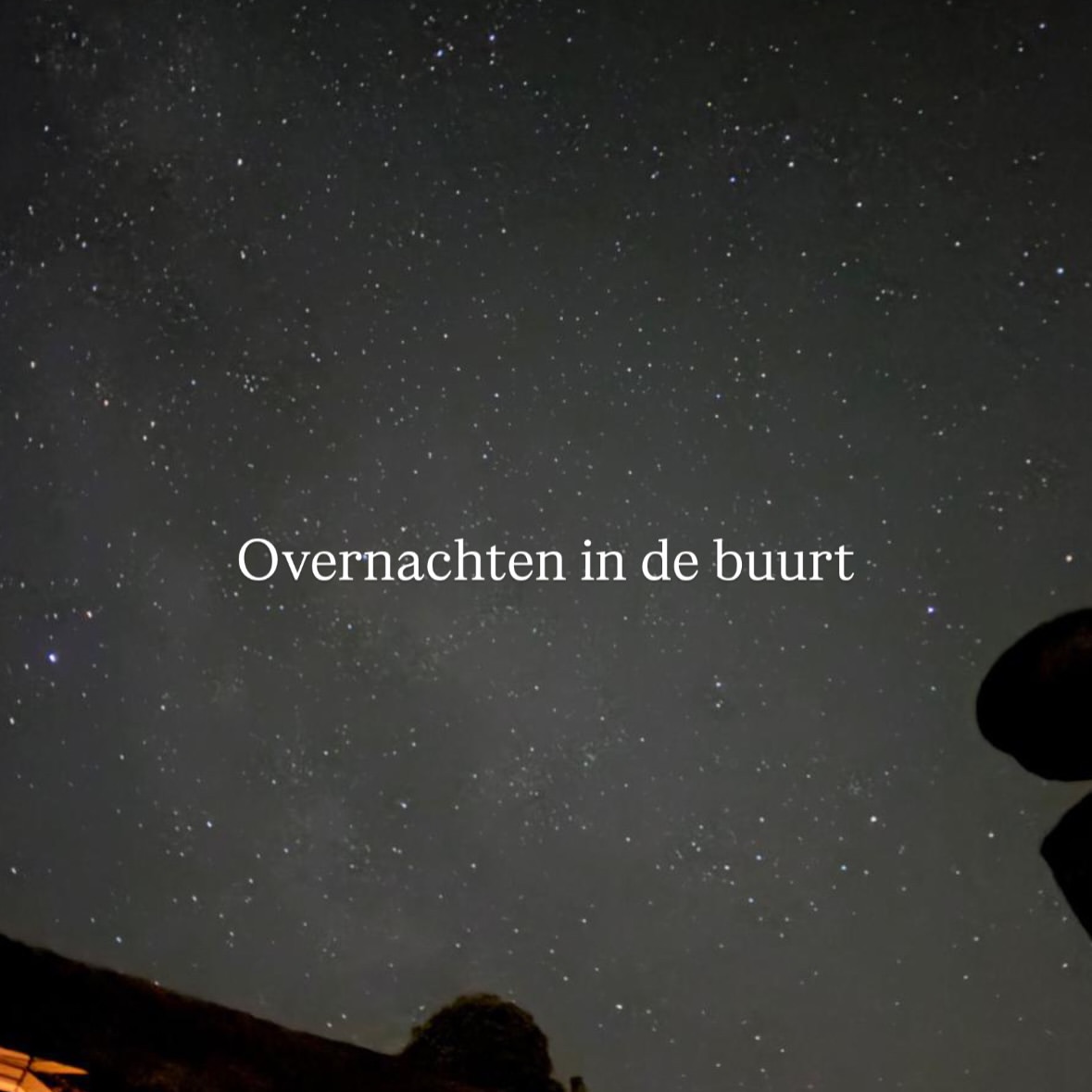 𝙀𝙚𝙣 𝙖𝙫𝙤𝙣𝙙𝙟𝙚 𝘿𝙚 𝘿𝙧𝙞𝙚 𝙧𝙞𝙙𝙙𝙚𝙧𝙨… 𝙀𝙣 𝙙𝙖𝙖𝙧𝙣𝙖? 😴

Na een avond vol lekkers en gezelligheid nog niet meteen naar huis?

“Daje Froai Gelik Et!” (dat je zeker gelijk hebt)

In onze mooie streek hebben we natuurlijk ook tal van B&B’s en vakantiewoningen. We zetten alvast even de dichtste in de kijker.

Swipe en ontdek jullie volgende logeeradresjes!

🧖‍♀️ 𝐁&𝐁 𝐋𝐞𝐨𝐧𝐢𝐞 𝐢𝐧 𝐋𝐞𝐢𝐬𝐞𝐥𝐞
Even helemaal ontspannen? Bij Leonie geniet je van een groene omgeving, een zwembad, natuurlijke zwemvijver en de mogelijkheid om privéwellness te reserveren.

🚘 5 min
🚲 13 min

✨ Extra voordeel bij rechtstreeks boeken: 5% winterkorting op 1 of 2 nachten met code WINTER5, of €5 korting per kamer per nacht vanaf 3 nachten.

Winteractie: 16/11–17/12/2026, 04/01–04/02 en 15/02–25/03/2027.

☀️𝐁&𝐁 𝐃𝐞 𝐙𝐮𝐧𝐧𝐞, 𝐋𝐞𝐢𝐬𝐞𝐥𝐞

Een warm welkom bij Frank & Caroline!

In deze landelijke B&B draait alles om rust, gezelligheid en gastvrijheidw

Blijf je wat langer? Je kan hier ook een diner ter plaatste bij reserveren. Zo kan je er een leuk weekend van maken om te “Unpluggen”.

🚘 5 min
🚲 11 min

🌾𝑯𝒐𝒇 𝒕𝒆𝒓 𝑯𝒆𝒆𝒃𝒆𝒌𝒆, 𝑺𝒕𝒂𝒗𝒆𝒍𝒆

Slapen in een romantisch hemelbed of wakker worden met uitzicht op gestrekte velden?

Bij Hof ter Heebeke kan het allebei! En voor wie nog wat extra wil genieten is er zelfs een Hottub in de vlindertuin.

Zo romantisch zeg!

🚘10 min
🚲 27 min

🗝️𝐃’𝐘𝐳𝐞𝐫𝐩𝐚𝐬𝐬𝐞𝐫𝐞𝐥𝐥𝐞, 𝐁𝐞𝐯𝐞𝐫𝐞𝐧-𝐚𝐚𝐧 𝐝𝐞 -𝐈𝐣𝐳𝐞𝐫

Allen, met z’n 2, met het gezin of enkele vrienden?
Hier kom je voor even thuis op het platteland. Een leuke wandeling of fietstocht of wat bij relaxen bij de vuurkorf, hier kan het allemaal.

🚘 4 min
🚲 11 min

🏡𝐇𝐞𝐭 𝐎𝐮𝐝 𝐁𝐫𝐨𝐮𝐰𝐞𝐫𝐬𝐡𝐨𝐟, 𝐆𝐢𝐣𝐯𝐞𝐫𝐢𝐧𝐤𝐡𝐨𝐯𝐞

Kom je bij ons dineren met 10 tot 14 personen voor een privé-diner?

Dan is dit misschien wel een leuke oplossing.
Letterlijk aan de overkant van ons restaurant vind je deze ruime vakantiewoning met 6 slaapkamers, gezellige leefruimtes, een grote tuin en zelfs Biljart- en voetbaltafel.

🚶‍♂️20 seconden tot 1 min.