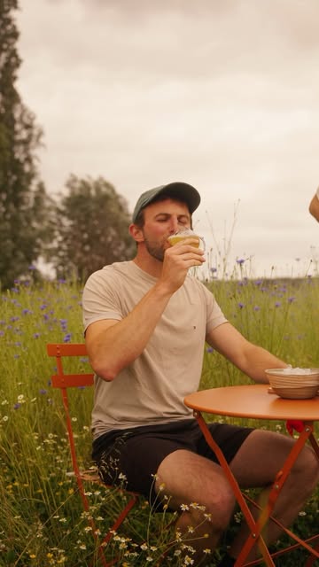 Ken jij de refresh kombucha al? Drop een 💚 in de comments als je net als Torsten een fan bent!