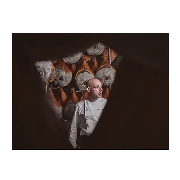 @maisonsteffen.luxembourg @frank.steffen.luxembourg
@steffentraiteur
#foodphotography #foodporn #arty #raw #portrait #rawfoods #meat #chefs #foodpornshare #chefstalk #chef #artgallery #artist #phaseonephoto #fineart #lisanto #elinchrom #food #foodie #foodies #foodstagram #gastronomie #foodphotographer #product #brown #artisan #producteur #foodie #foodie_features #foods @nusr_et