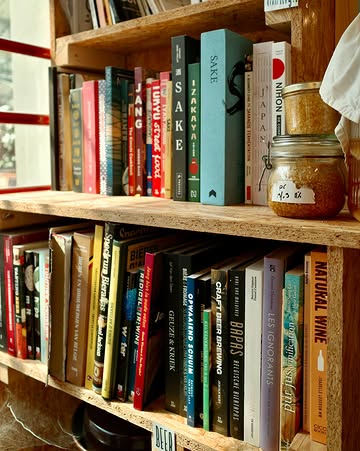One thing that slowly happened over the years at Fermenthings is that the space also became a library.

At this point there are probably more than 200 books around fermentation, food culture and ecology sitting on the shelves of the shop. While cleaning and reorganising them this week, I realised how much certain books shaped the way I think about food, flavour and fermentation.

Sacred and Herbal Healing Beers by Stephen Harrod Buhner taught me the incredible versatility of fermentation and how living cultures exist everywhere in the world. That somehow, through entirely different traditions, you can even find flavours reminding you of geuze deep in the Amazon rainforest.

Koji Alchemy by Rich Shih (@ourcookquest)
and Jeremy Umansky (@tmgastronaut) remains one of the books that expanded my imagination the most. I still remember reading it during a train ride through France, completely impatient to get home and try my first koji charcuterie experiments.

Silo: The Zero Waste Blueprint by Douglas McMaster (@mcmasterchef) is honestly a masterclass in storytelling. It’s probably one of the books closest to what I would love to one day write around circular fermentation and food systems.

The Art of Fermentation by Sandor Katz (@sandorkraut) is simply the OG. The GOAT. The first fermentation book I bought around 10 years ago when all this started. I still tell stories from that book during workshops almost every month.

Cosy Koji by Marika Groen (@malica_ferments)might be the most poetic and personal book in the collection. I remember missing the preorder and thinking I’d never get a copy, until Marika handed me one of the last copies herself during Rotfest.

And recently, Sobrelier by Benoit d’Onofrio (@le_sobrelier) instantly joined my personal classics. Not only because of the insane amount of work behind it, but because of how clearly and intelligently it explains incredibly dense topics. Some things took me years and dozens of books to slowly understand, and sudde