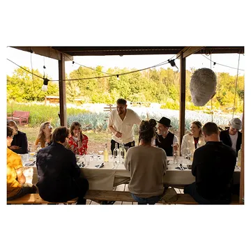 10 years eatmosphere celebrated with our lovely partners we encountered writing our story. Thanks to all of them! Thanks to all of you! Thanks to ourselves! ♥️

@liesengelenphotography
@delanotedries
@matthiasvanbuggenhout
@filip.witlof
@stefan.vanboven
@funky__ferments
@christophe.vandeskelde
@san_degeimbre_chef
@steven_desair
@nicolasdecloedt.chef
Maxime Willems
@benbrumagne
@nieldeweerdt
@gerumdujardin
@yannick_vanaeken
@fredericblondeel
@brusselterminus
@kevinopdecam
@waampje
@rene.engelen
@diet.s.e
@dierendonck
@in_cars_getting_coffee
@geertdetaeye
@lescoopainsdelaboulangerie
@tomdedeurwaerder
@romainvandenbrande
@lannoije.adelaide
Vincent De Coninck
And many many more ♥️
