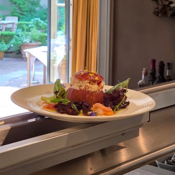 Tomate farcie met Noordzee krab en pistou
Stekelbessen
Artisjok
Arlettes met verveine