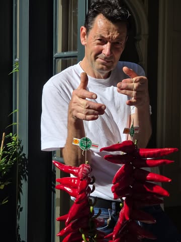 Net gearriveerd Piment d'Espelette!🌶 🌶
Een warm weekend voor iedereen.