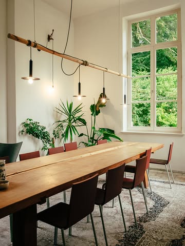 We are opening new private offices for you and your team !

Offer your team an inspiring work environment by joining PLEK

-Work peacefully, surrounded by nature
-Park easily and for free
-Eat well at our delicious on-site restaurant or in our shared kitchen
-Join a diverse community to connect, share, and grow with

PLEK where productivity meets tranquility and the art of living.
Contact us to schedule a visit by emailing us at lara@plek-groenendaal.com