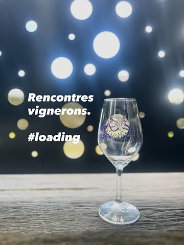 Entre salons et rencontres vignerons… Dans le sud et dans le nord. De dégustations en visites de chais et de vignes, nos chemins croisent de beaux jus et de belles personnes.

Émotion émotion … … …
ici et ailleurs 🍇

🍷🍇🍷

@natornot_vinnature