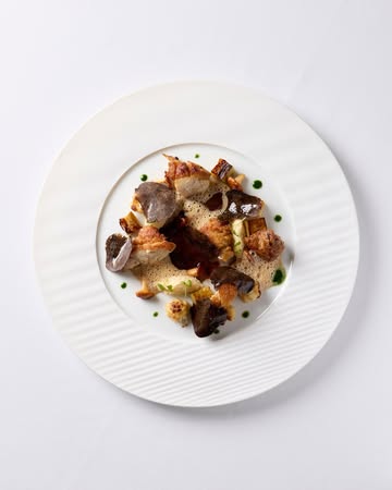 Chef’s favorite: kalfszwezerik - bloemkool - Australische wintertruffel