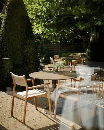 Early light, empty chairs, the calm before service.

#est #restaurant #michelin #terrace