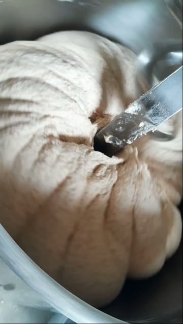 Nog één weekje bakken en dan tijd voor verlof!

De oven gaat aan op woensdag, vrijdag en zaterdag, bestellen kan via www.burenbrood.be.