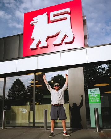 BIG BIG NEWS!

Vanaf vandaag kan je ons hele assortiment vinden in de Delhaize Heusden en Proxy Delhaize Beervelde!

Very proud moment!!! :)

Super bedankt aan Sven en Kjell voor het vertrouwen.

Binnenkort komen er misschien nog een aantal heel leuke retail partners aan! 🫣

✌️

XXX
