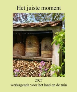 De nieuwe biodynamische werkagenda 2027 is beschikbaar!
De vertrouwde werkagenda is er weer voor biodynamische boeren en hobbytuinders

Deze werkagenda is een jaarlijkse uitgave voor het biodynamisch werken op het land en in de tuin.
🌱 Wekelijkse adviezen voor zaaien, planten, snoeien, oogsten en bodemverzorging.
✨ Tuinieren op de ritmen en constellaties van zon, maan, planeten en tekens van de dierenriem.
👨‍🌾 Een uitgebreide inleiding over biodynamisch werken.
🥕 Een overzicht van voedingsgewassen met de bijbehorende constellaties voor hun verzorging.

👉 Je kan hem bestellen via: https://kollebloem.be/zaden
We verzenden binnen België.
